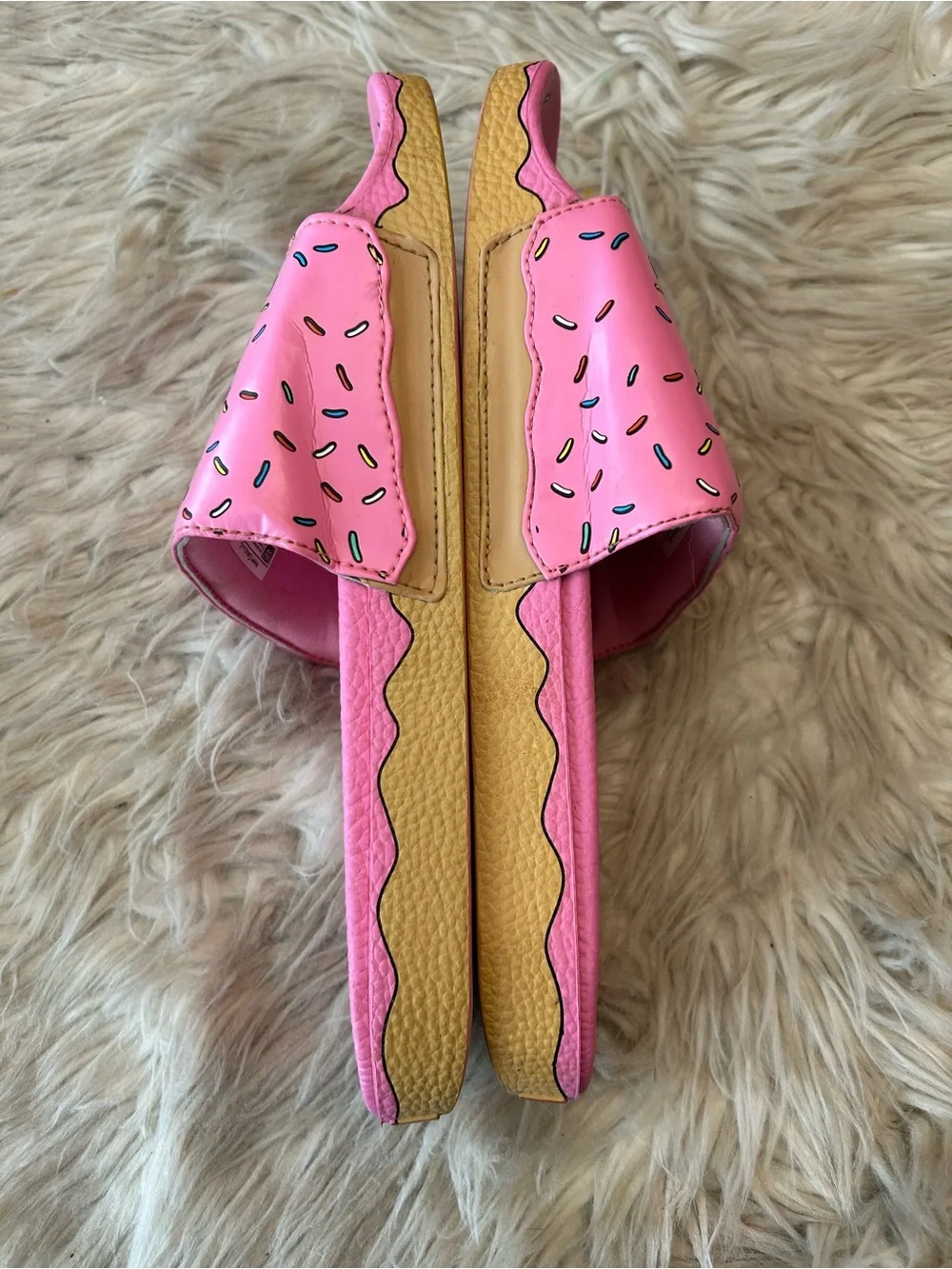 VANS x SIMPSONS Limited Edition ‘D'ohnut’ Slides Pink *RARE*